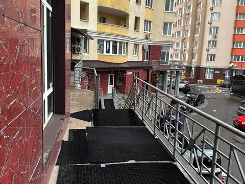 комерційна за адресою Михайла Максимовича вул. (Онуфрія Трутенка), 3-Г