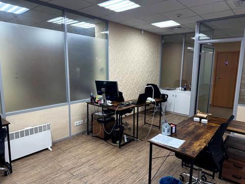 комерційна за адресою Михайла Максимовича вул. (Онуфрія Трутенка), 3-Г