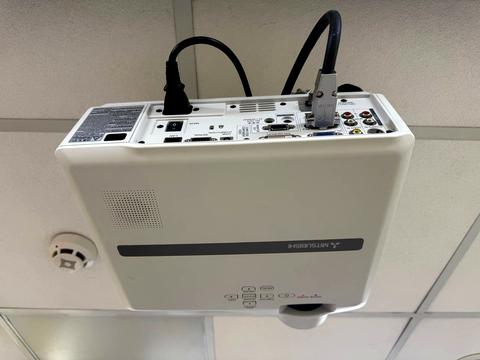 комерційна за адресою Михайла Максимовича вул. (Онуфрія Трутенка), 3-Г