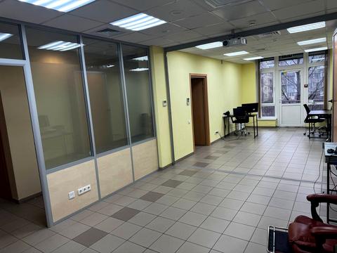 комерційна за адресою Михайла Максимовича вул. (Онуфрія Трутенка), 3-Г