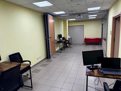 комерційна за адресою Михайла Максимовича вул. (Онуфрія Трутенка), 3-Г