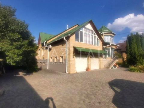 будинок за адресою Костянтина Хохлова вул.