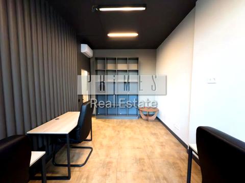 комерційна за адресою Жилянська вул., 68