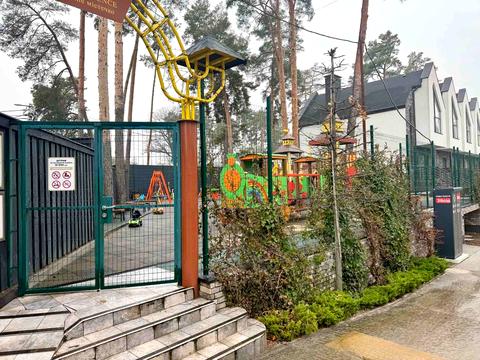 дом по адресу Евгения Коновальца ул.