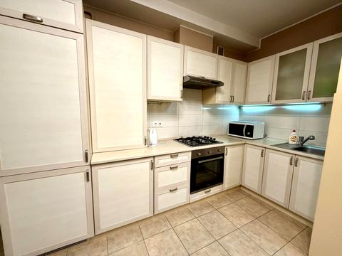 квартира за адресою Джерельна вул., 85