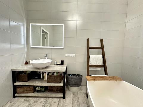 дом по адресу Евгения Коновальца ул.