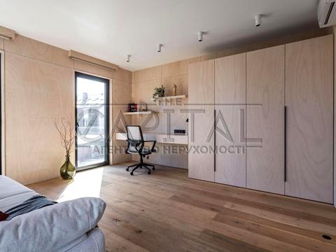 будинок за адресою Золотые Родники