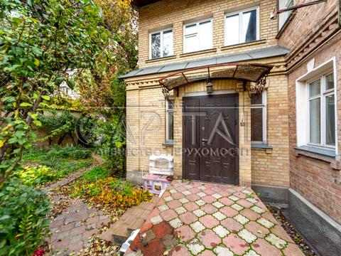 будинок за адресою Петропавлівська пл.