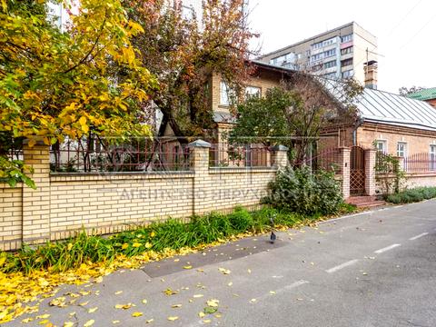 будинок за адресою Петропавлівська пл.