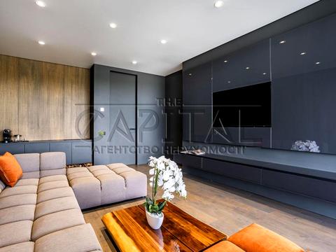 будинок за адресою Лютнева вул.