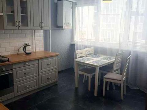 квартира за адресою Покровська вул. (Радянська), 2/4