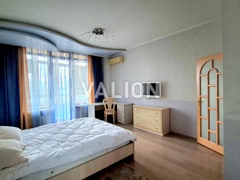 квартира по адресу Жилянская ул., 59