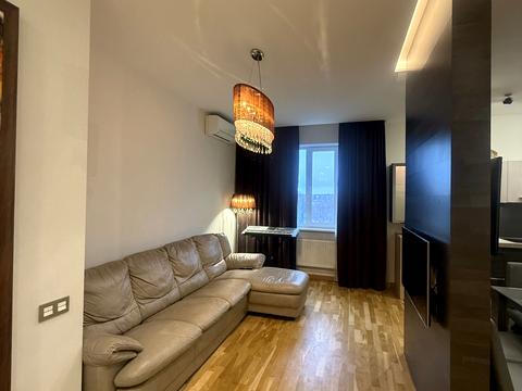 квартира за адресою Науки просп. (Леніна), 45/3 к1