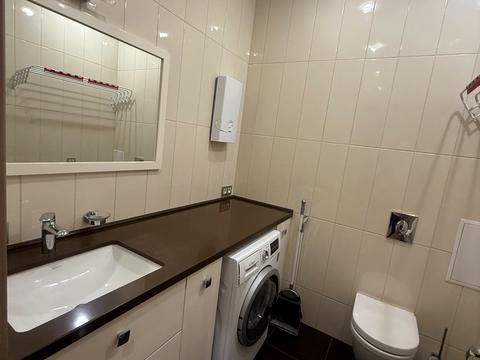 квартира за адресою Науки просп. (Леніна), 45/3 к1