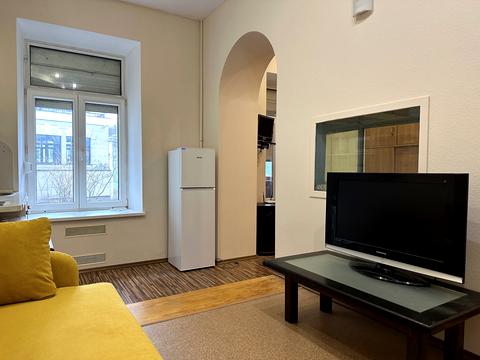 квартира за адресою Десятинна вул., 13