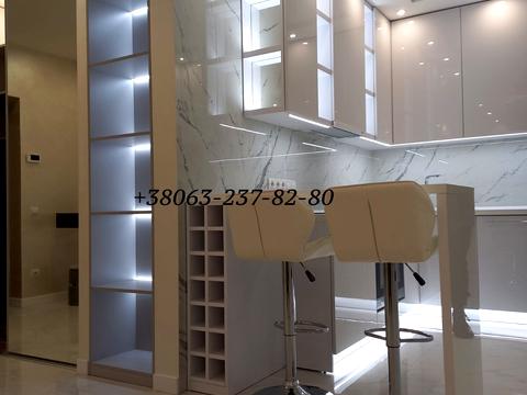 квартира за адресою Дніпровська набережна вул., 20-А