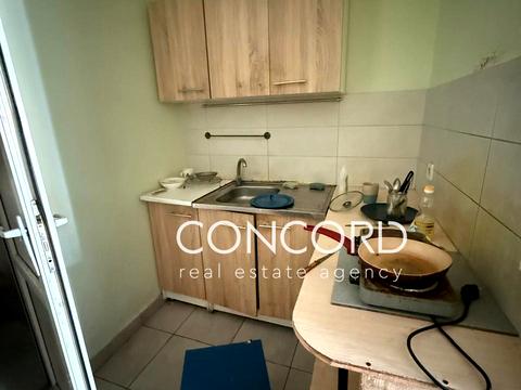 коммерческая по адресу Азербайджанская ул. (Бакинських Комісарів), 8-А