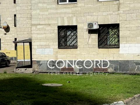 коммерческая по адресу Азербайджанская ул. (Бакинських Комісарів), 8-А