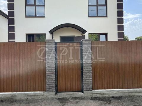 будинок за адресою Садова