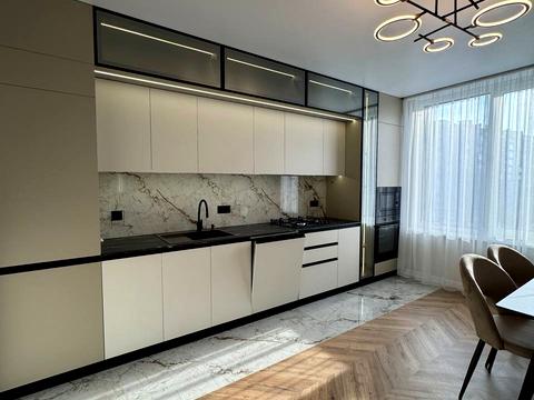 квартира за адресою Степана Бандери вул., 77-Б