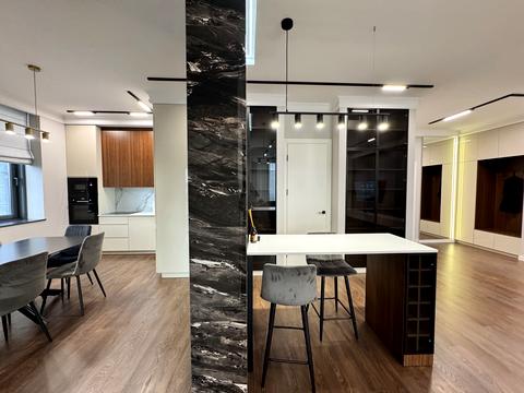 квартира за адресою Болсуновська вул. (Сергія Струтинського), 2