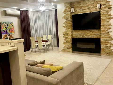 будинок за адресою Черняховського вул., 49