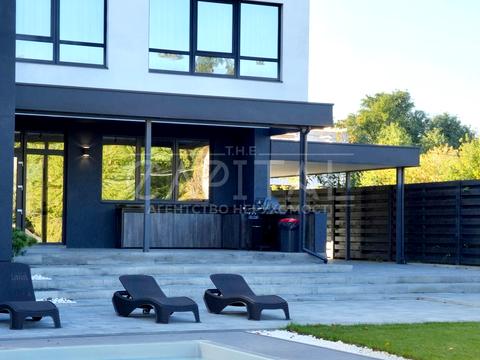 будинок за адресою Заболотного Академіка