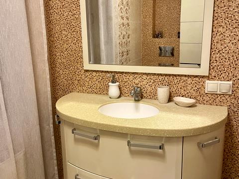 будинок за адресою Черняховського вул., 49