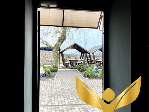 комерційна за адресою Кравчука, 71