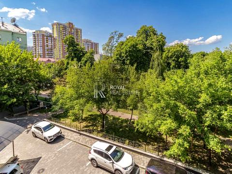 комерційна за адресою Київ, Січових Стрільців вул. (Артема), 84-А