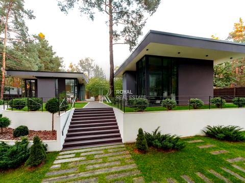 будинок за адресою Анатолія Солов'яненка вул.