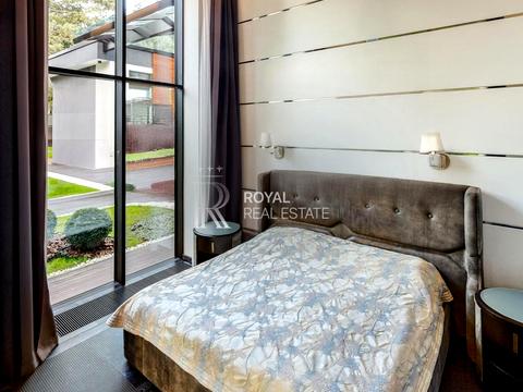 будинок за адресою Анатолія Солов'яненка вул.