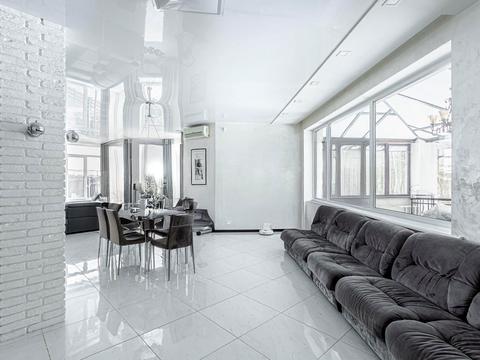 дом по адресу Київська вул.