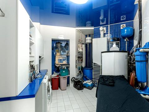 дом по адресу Київська вул.