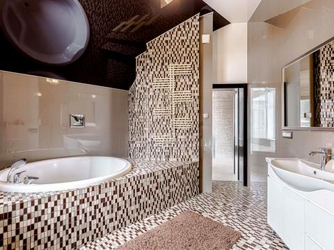 дом по адресу Київська вул.