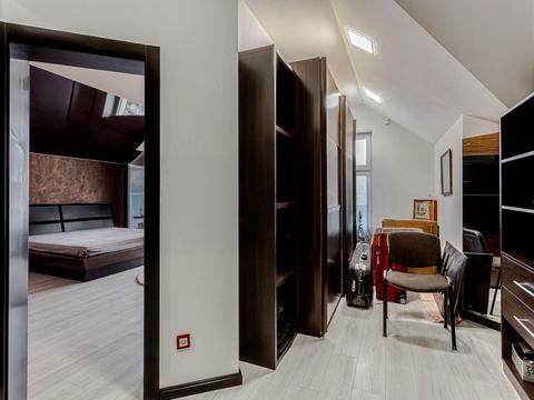 дом по адресу Київська вул.