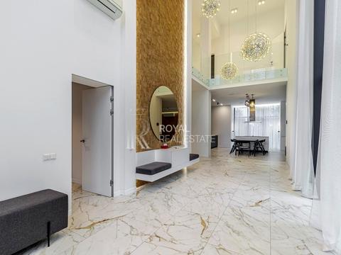 будинок за адресою Абрикосова вул., 8