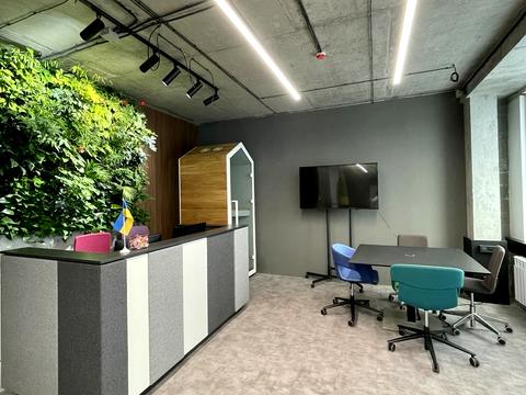 комерційна за адресою Київ, Митрополита Василя Липківського вул. (Урицького), 37-Б