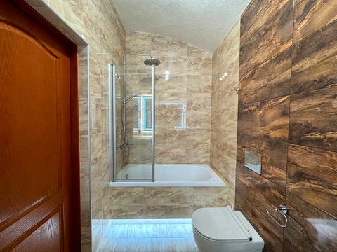 квартира за адресою Івана Вишенського вул., 40