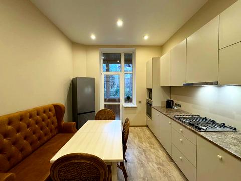 квартира за адресою Івана Вишенського вул., 40