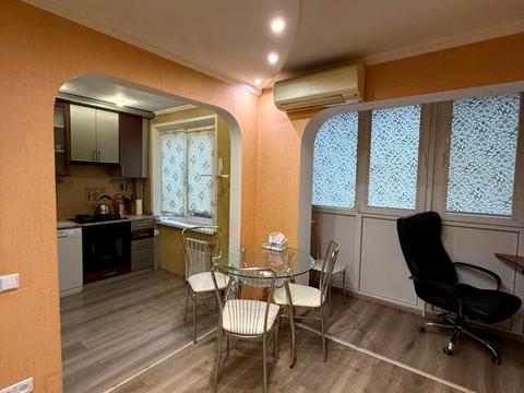 квартира по адресу Космонавтів ул., 11