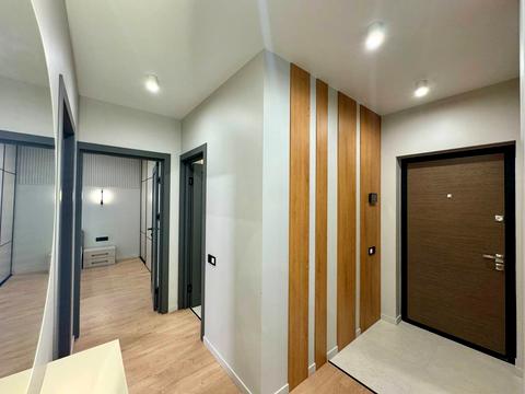 квартира за адресою Салютна вул., 2к19 Коло