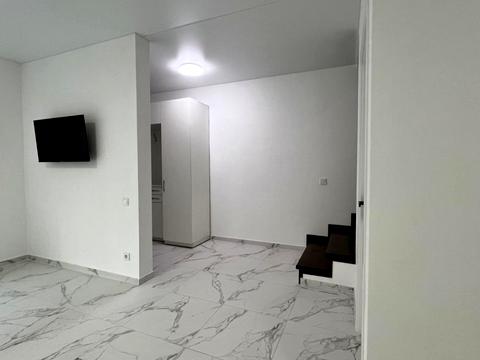 будинок за адресою смт. Запитів, Вишнева вул.