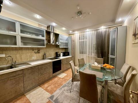 квартира за адресою Миколи Бажана просп., 14