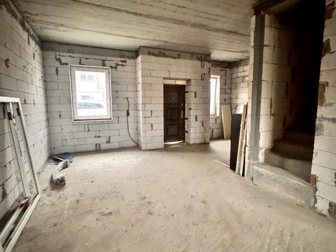 будинок за адресою с. Нові Петрівці, Озерна