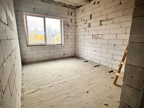 будинок за адресою с. Нові Петрівці, Озерна