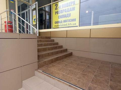 комерційна за адресою Героїв Харкова просп. (Московський), 257б