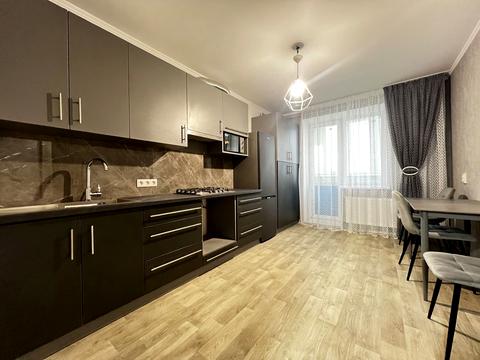 квартира за адресою Курсанта Єськова вул., 26-А