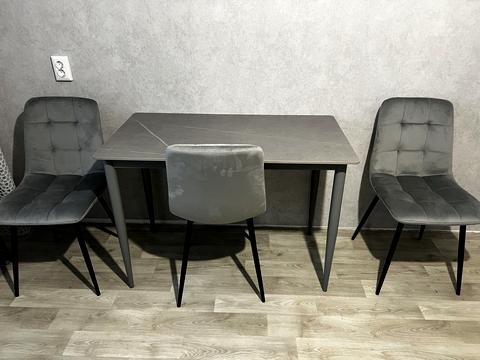 квартира за адресою Курсанта Єськова вул., 26-А