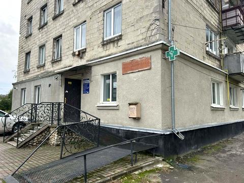 комерційна за адресою Київська, 14